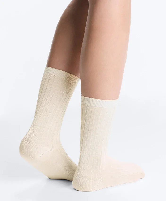 Chaussettes classiques en mélange de soie à côtes Chaussettes classiques en mélange de soie à côtes
