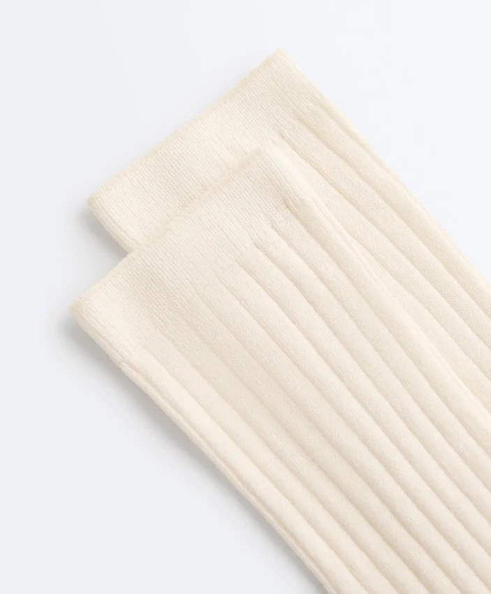 Chaussettes classiques en mélange de soie à côtes Chaussettes classiques en mélange de soie à côtes
