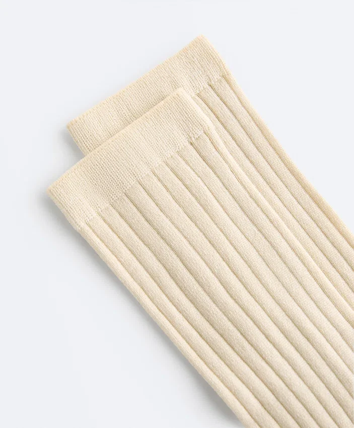 Chaussettes classiques en mélange de soie à côtes Chaussettes classiques en mélange de soie à côtes