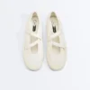 Chaussures plates de sport en nylon