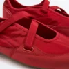 Chaussures plates de sport en nylon