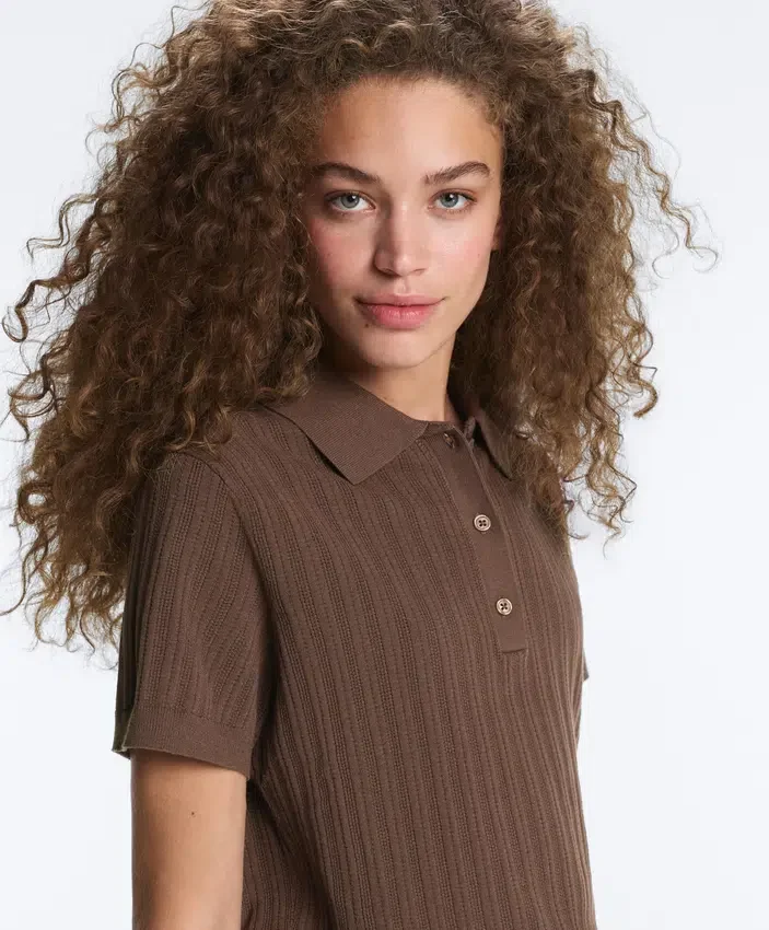 Chemise à manches courtes en maille ajourée Chemise à manches courtes en maille ajourée