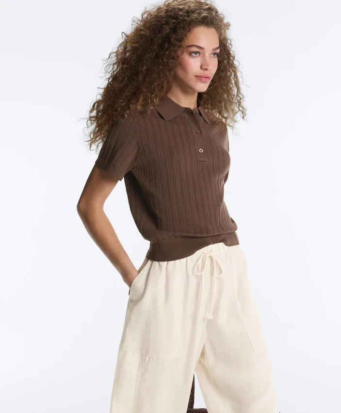 Chemise à manches courtes en maille ajourée Chemise à manches courtes en maille ajourée