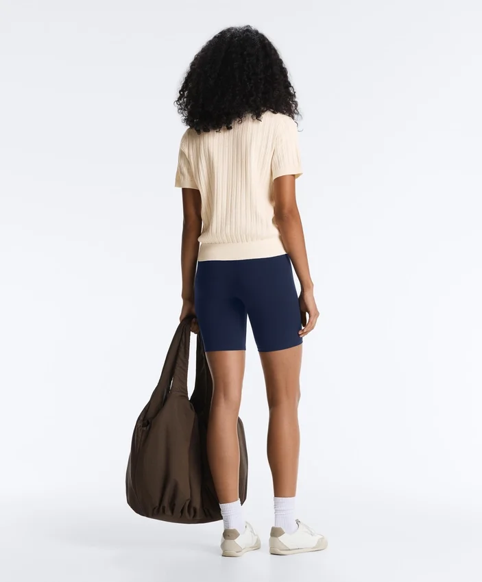 Chemise à manches courtes en maille ajourée Chemise à manches courtes en maille ajourée