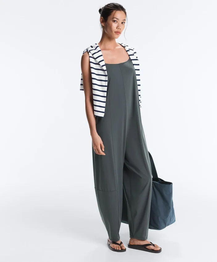 Combinaison longue et ample au toucher Light Touch Combinaison longue et ample au toucher Light Touch