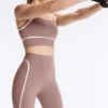 Compressive Leggings taille haute, Core Control, longueur cheville, avec détails contrastés Compressive Leggings taille haute, Core Control, longueur cheville, avec détails contrastés