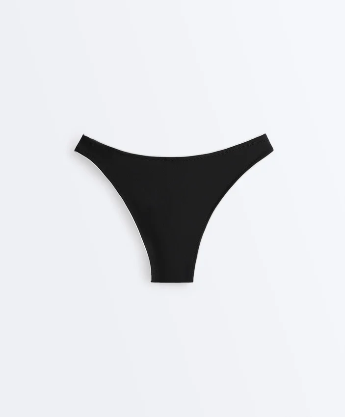 Culotte de bain à couverture moyenne avec découpe en U et passepoil Culotte de bain à couverture moyenne avec découpe en U et passepoil