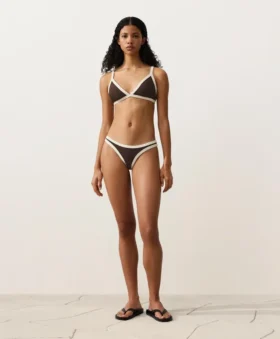 Culotte de bikini à coupe en U et couverture moyenne avec bordure contrastée