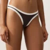 Culotte de bikini à coupe en U et couverture moyenne avec bordure contrastée