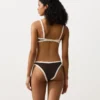Culotte de bikini à coupe en U et couverture moyenne avec bordure contrastée