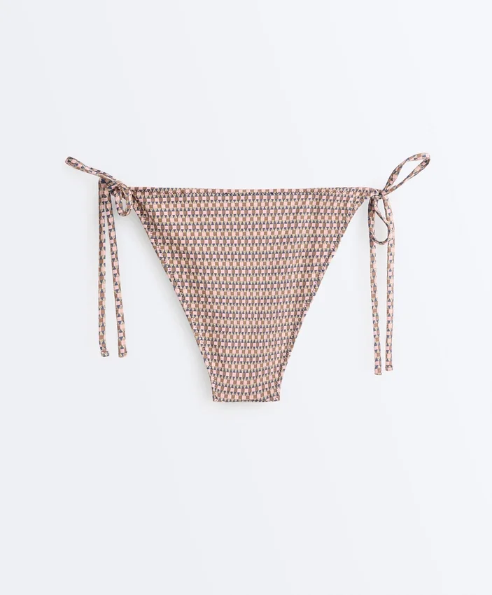Culottes de bain à couverture moyenne avec imprimé mini et fils métalliques, dotées de liens Culottes de bain à couverture moyenne avec imprimé mini et fils métalliques, dotées de liens