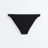 Culottes de bikini classiques à bordures contrastées Culottes de bikini classiques à bordures contrastées