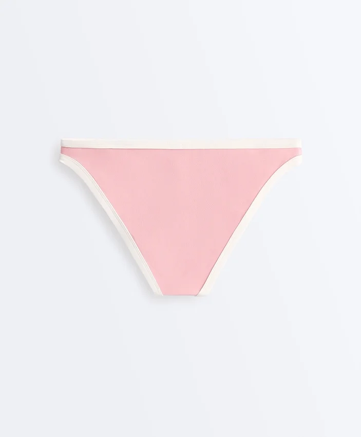 Culottes de bikini classiques à bordures contrastées Culottes de bikini classiques à bordures contrastées