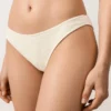 Culottes de bikini à coupe en U et en tissu froissé, couvrance moyenne Culottes de bikini à coupe en U et en tissu froissé, couvrance moyenne