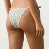 Culottes de bikini à couverture moyenne en crochet à nouer, motif vagues Culottes de bikini à couverture moyenne en crochet à nouer, motif vagues