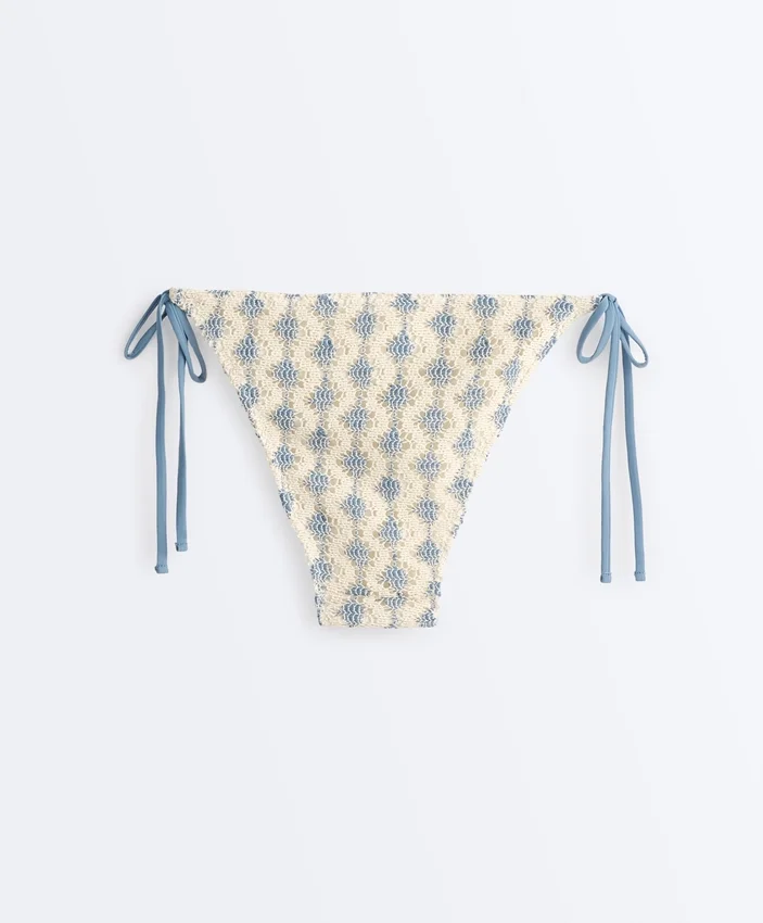 Culottes de bikini à couverture moyenne en crochet à nouer, motif vagues Culottes de bikini à couverture moyenne en crochet à nouer, motif vagues