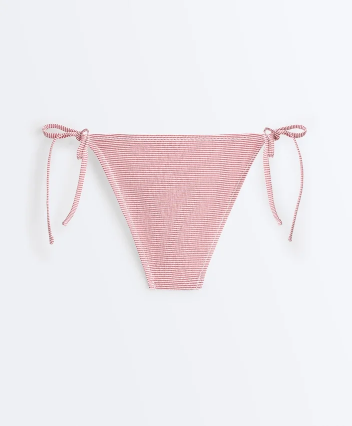 Culottes de bikini à couverture moyenne à rayures avec liens Culottes de bikini à couverture moyenne à rayures avec liens