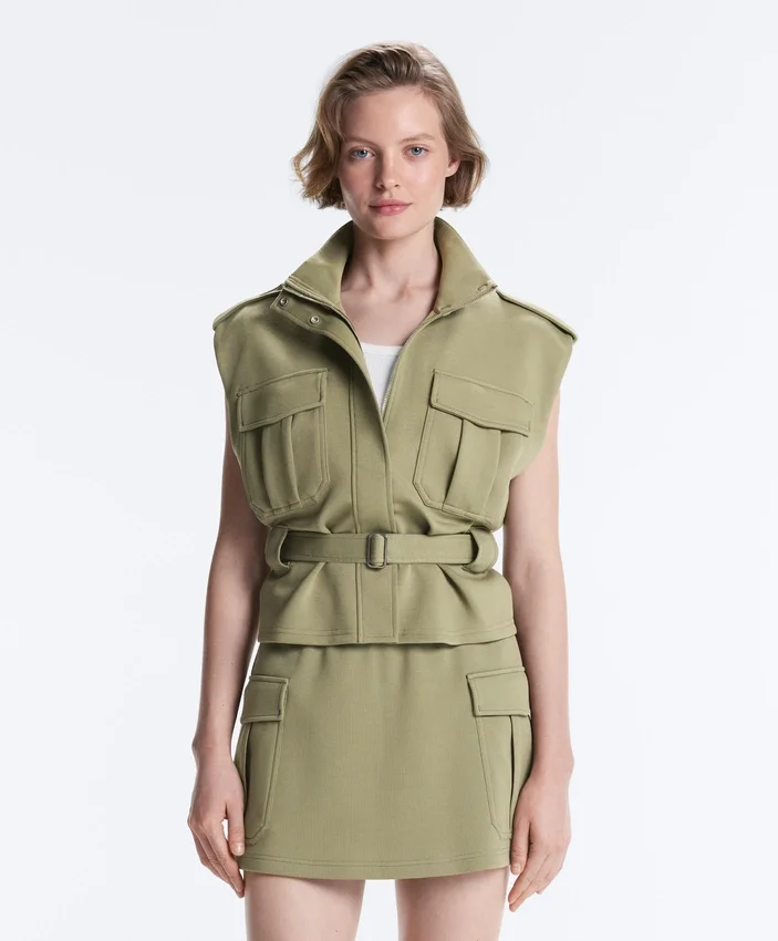 Gilets sans manches utilitaires en piqué avec ceinture en coton Gilets sans manches utilitaires en piqué avec ceinture en coton