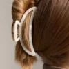 Grande barrette d’accessoires cheveux métallique Grande barrette d’accessoires cheveux métallique