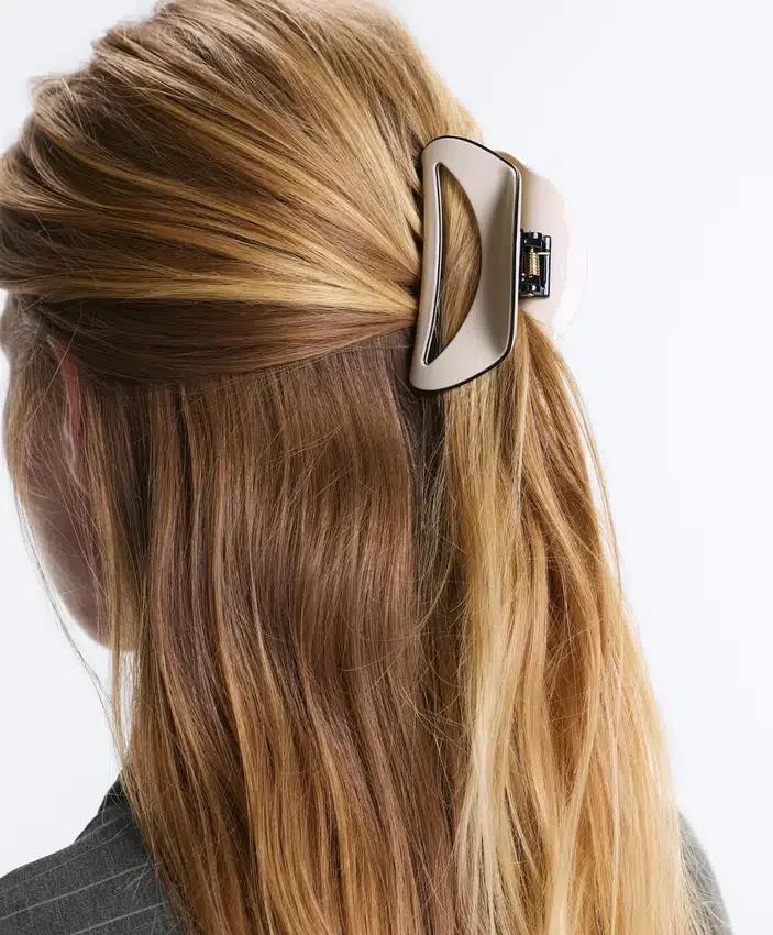 Grande pince à accessoires cheveux avec passepoil Grande pince à accessoires cheveux avec passepoil