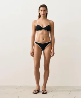 Haut de bikini à bordures contrastées Haut de bikini à bordures contrastées