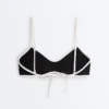 Haut de bikini à bordures contrastées Haut de bikini à bordures contrastées
