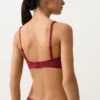 Haut de bikini dos nu en jacquard géométrique