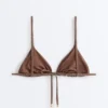 Haut de bikini triangle à mini pois