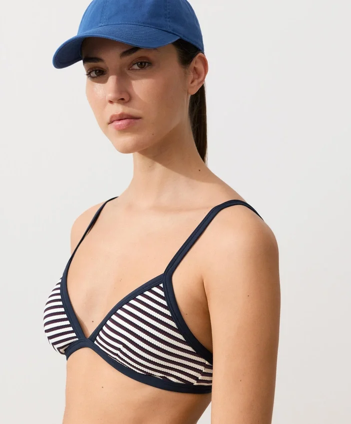 Haut de bikini triangle à rayures texturées Haut de bikini triangle à rayures texturées