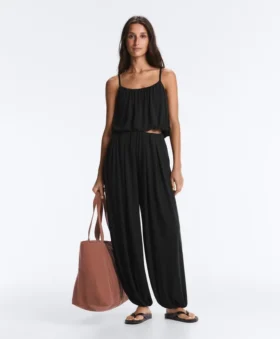 hauts bretelles en mlange de modal 2 1 280x339 - Pantalon bouffant en m&eacute;lange de modal