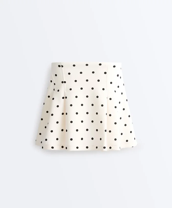 Jupe courte en piqué à pois en coton Jupe courte en piqué à pois en coton