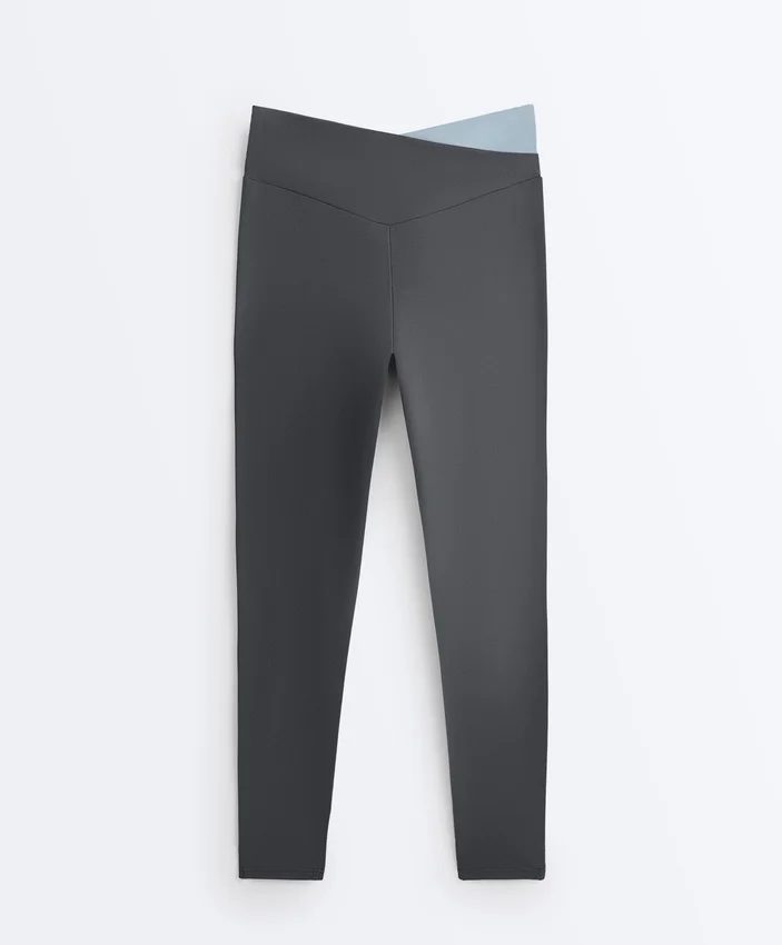 Leggings Comfortlux à taille en V et contraste, longueur cheville Leggings Comfortlux à taille en V et contraste, longueur cheville