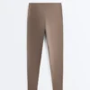 Leggings Comfortlux taille haute à ourlet ajouré, longueur cheville Leggings Comfortlux taille haute à ourlet ajouré, longueur cheville