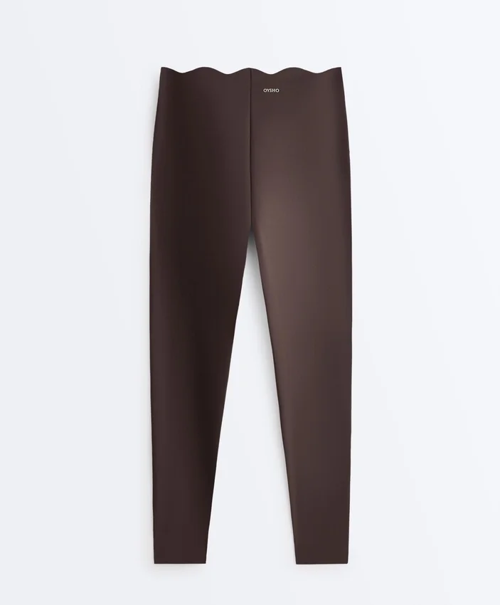 Leggings Compressive Core Control à taille haute et effet gainant, longueur cheville, avec motif ondulé Leggings Compressive Core Control à taille haute et effet gainant, longueur cheville, avec motif ondulé