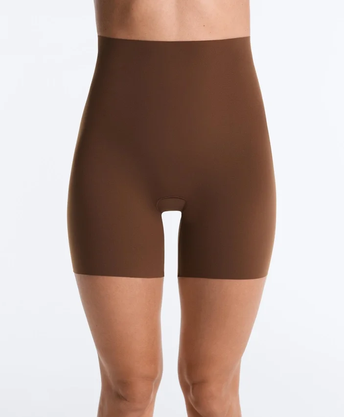 Leggings de cycliste taille haute invisible découpé au laser Leggings de cycliste taille haute invisible découpé au laser