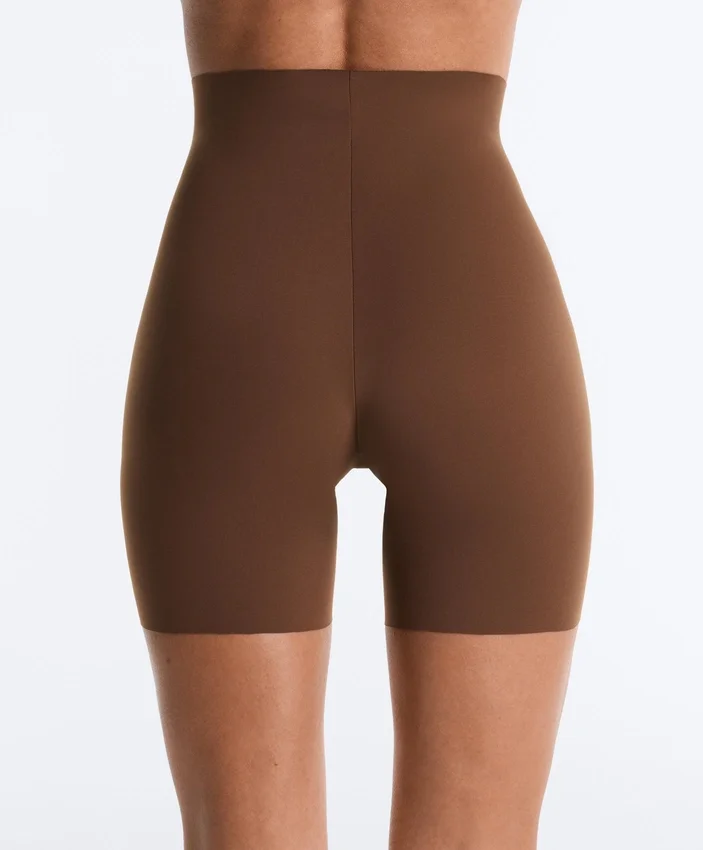Leggings de cycliste taille haute invisible découpé au laser Leggings de cycliste taille haute invisible découpé au laser