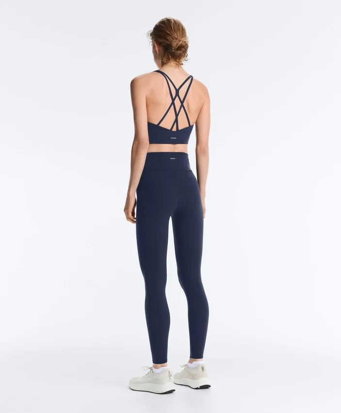 Soutien-gorge de sport Comfortlux à maintien moyen avec bonnets Soutien-gorge de sport Comfortlux à maintien moyen avec bonnets