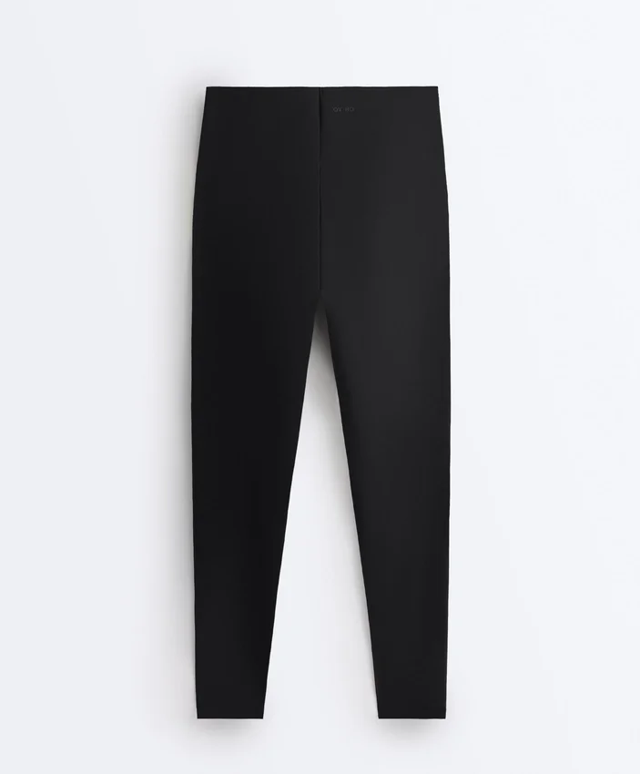 Leggings taille haute, longueur cheville, Light Touch, coupe en V, 65 cm Leggings taille haute, longueur cheville, Light Touch, coupe en V, 65 cm