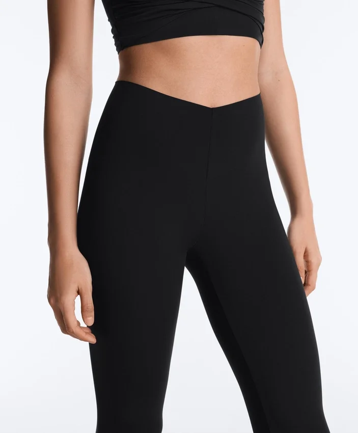Leggings taille haute, longueur cheville, Light Touch, coupe en V, 65 cm Leggings taille haute, longueur cheville, Light Touch, coupe en V, 65 cm