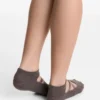Lot de 2 paires de chaussettes de yoga et de Pilates en coton mélangé avec bandes croisées Lot de 2 paires de chaussettes de yoga et de Pilates en coton mélangé avec bandes croisées