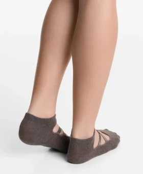Lot de 2 paires de chaussettes de yoga et de Pilates en coton mélangé avec bandes croisées Lot de 2 paires de chaussettes de yoga et de Pilates en coton mélangé avec bandes croisées