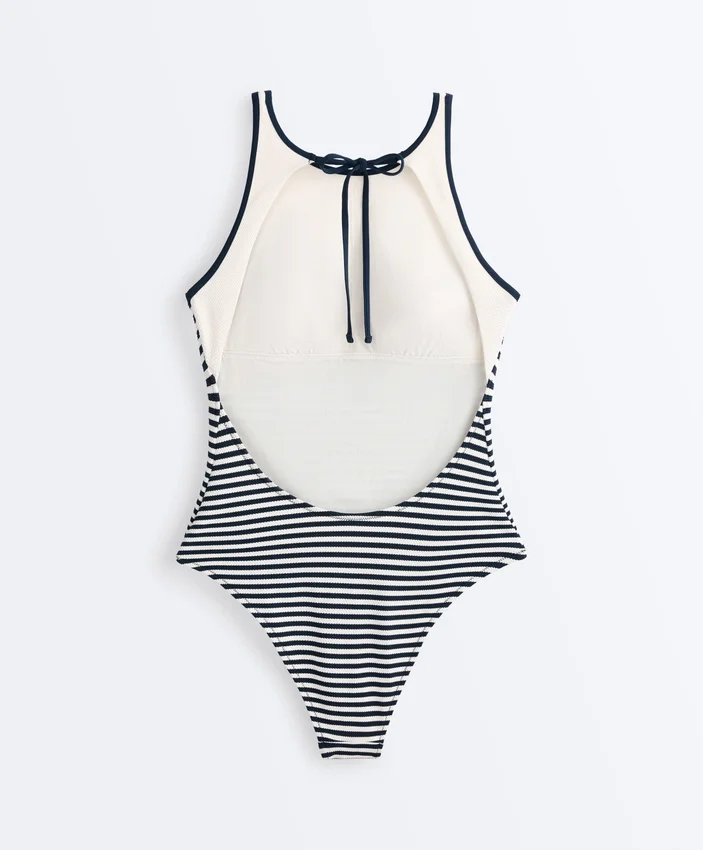 Maillot de bain dos nu à rayures Maillot de bain dos nu à rayures