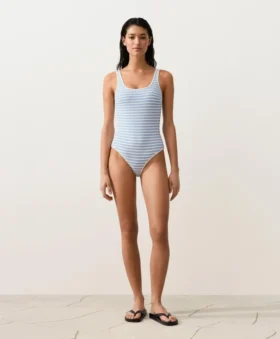 Maillot de bain à rayures texturées et encolure ronde