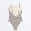 Maillot de bain triangle à rayures Maillot de bain triangle à rayures