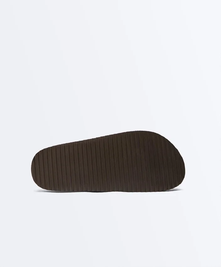 Mules en cuir refendu Mules en cuir refendu