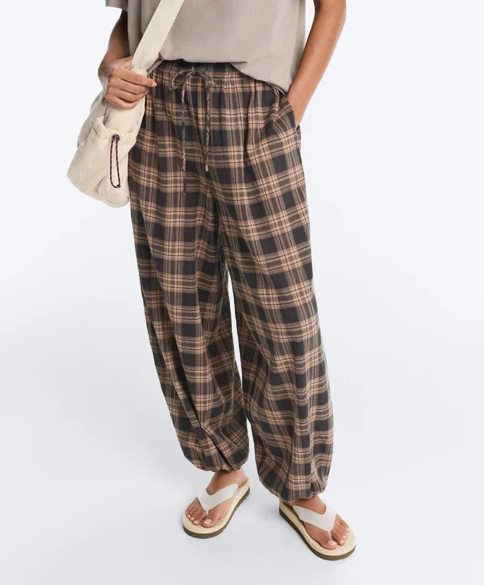 Pantalon bouffant à carreaux en mélange de coton Pantalon bouffant à carreaux en mélange de coton
