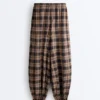 Pantalon bouffant à carreaux en mélange de coton Pantalon bouffant à carreaux en mélange de coton