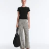Pantalon bouffant en maille rayée