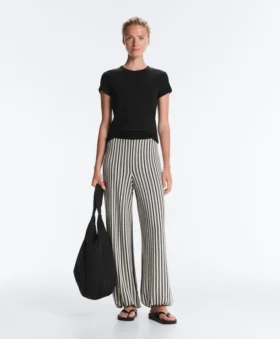 Pantalon bouffant en maille rayée