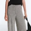 Pantalon bouffant en maille rayée